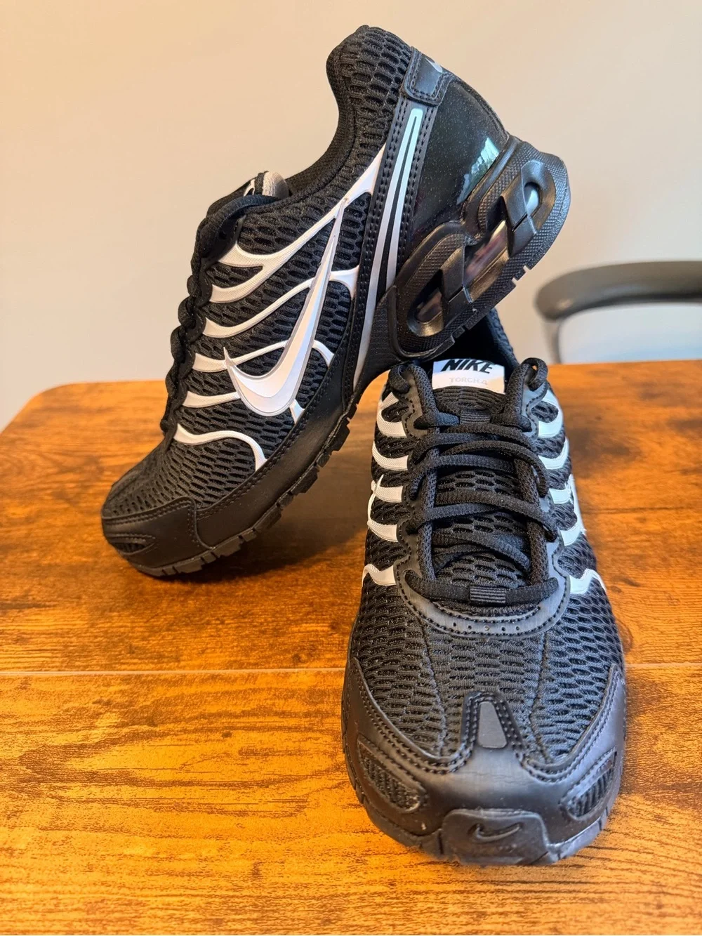 Nike Women’s Air Max Torch 4 9.5W